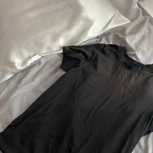Black lululemon shirt